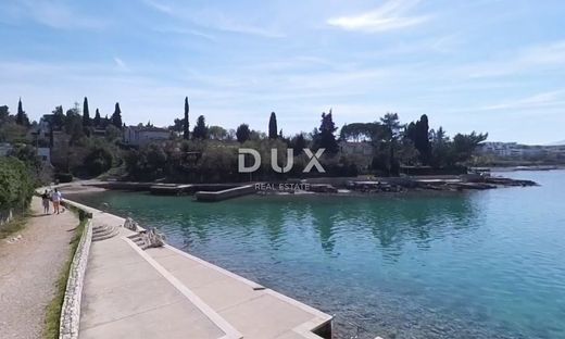 地皮  Malinska, Malinska-Dubašnica