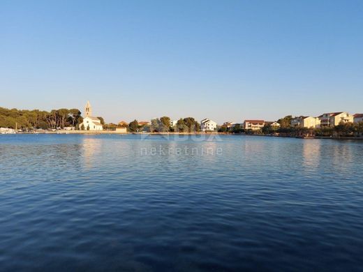 Arsa Pašman, Zadar