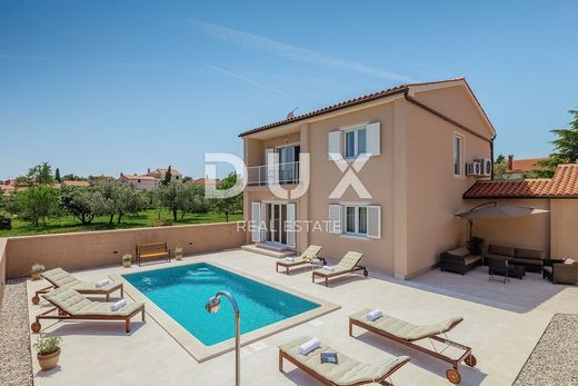 Πολυτελή κατοικία σε Pula, Grad Pula