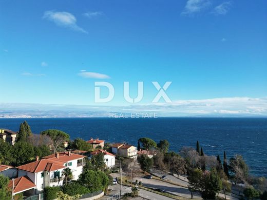 Piso / Apartamento en Lovran, Primorje - Gorski Kotar