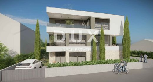 Appartement à Pula, Grad Pula