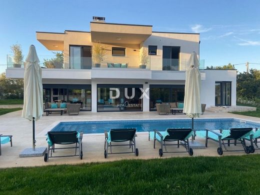 Lüks ev Poreč, Grad Poreč
