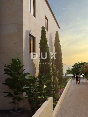 Apartamento - Kolan, Zadar