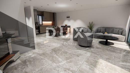 منزل ﻓﻲ Vrbnik, Primorsko-Goranska