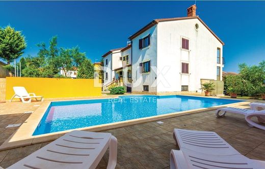 Luxe woning in Medulin, Istria