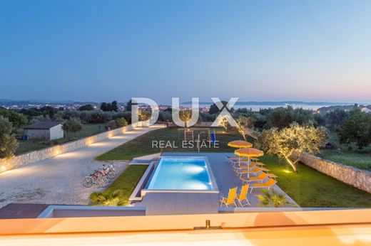 Luxe woning in Fažana, Fažana-Fasana