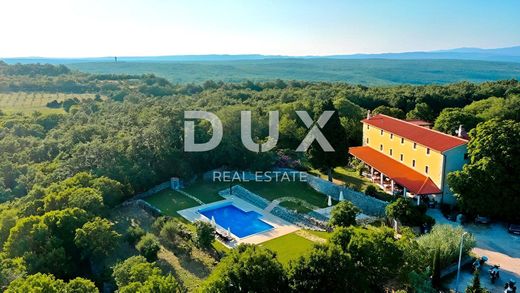 Luxus-Haus in Labin, Grad Labin