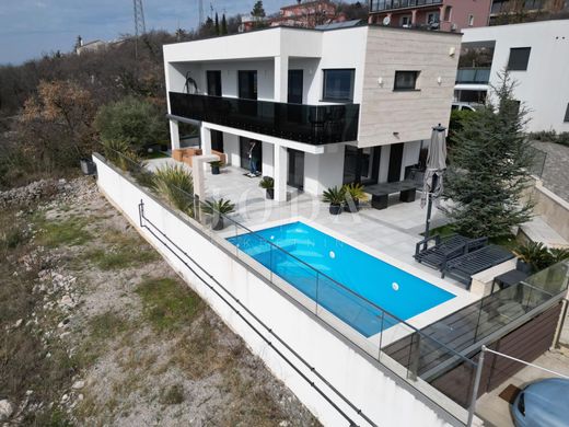 Casa di lusso a Cirquenizza, Grad Crikvenica