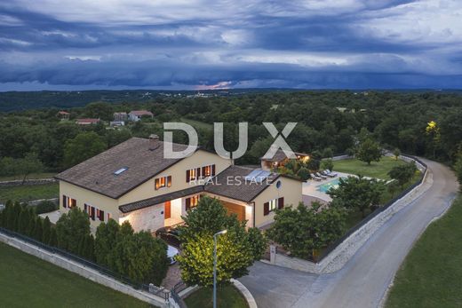 Maison de luxe à Sveti Petar u Šumi, Istria