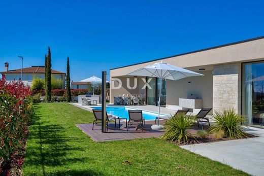 Casa di lusso a Parenzo, Grad Poreč