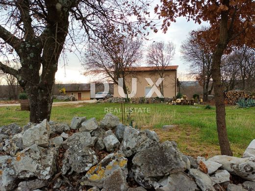 Luxe woning in Marčana, Istria