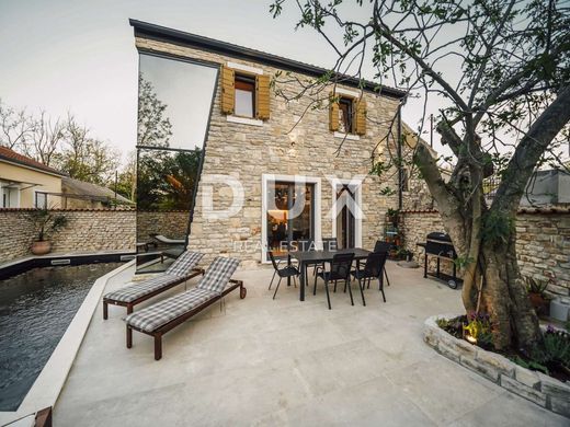 Maison de luxe à Privlaka, Zadar