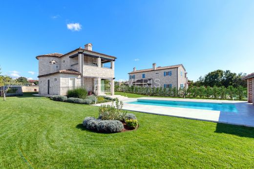 Maison de luxe à Tinjan, Istria