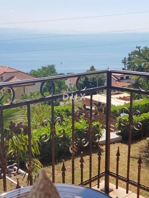 Appartamento a Abbazia, Grad Opatija