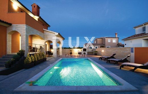 Luxury home in Ližnjan, Ližnjan-Lisignano