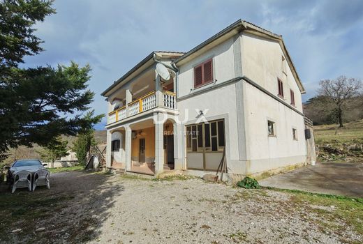 Maison de luxe à Lupoglav, Istria