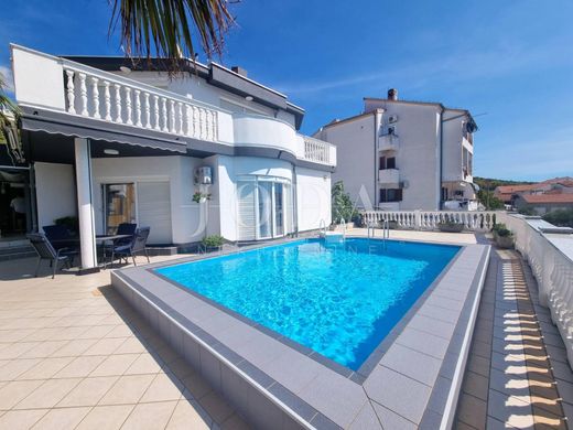 Luxury home in Crikvenica, Grad Crikvenica