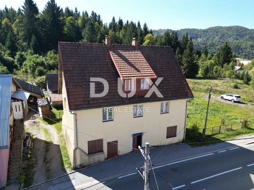 Luxe woning in Mrkopalj, Primorsko-Goranska