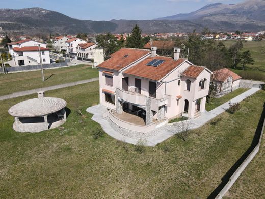 Luxury home in Jelenje, Primorsko-Goranska