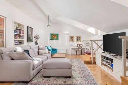 Apartment / Etagenwohnung in Opatija, Grad Opatija