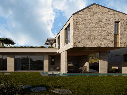 Luxus-Haus in Bale, Bale-Valle