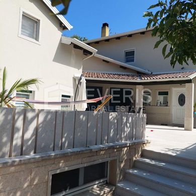 호화 저택 / Opatija, Grad Opatija