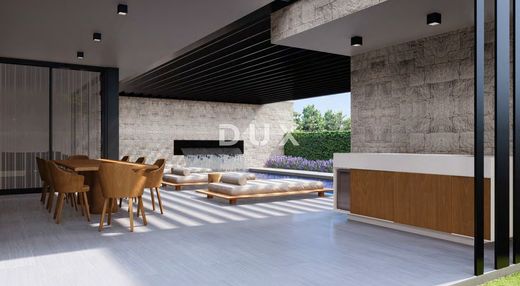 Apartment / Etagenwohnung in Tar, Tar-Vabriga-Torre Abrega