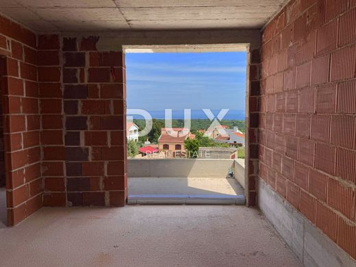 Luxury home in Ližnjan, Ližnjan-Lisignano