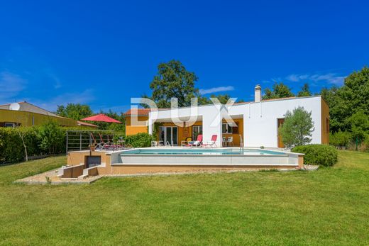 Luksusowy dom w Svetvinčenat, Istria