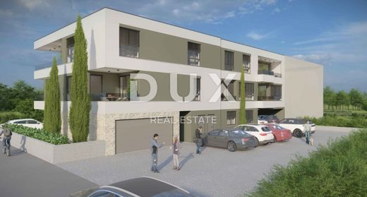 Appartement à Pula, Grad Pula