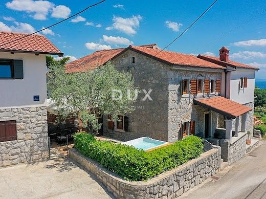 Maison de luxe à Opatija, Grad Opatija