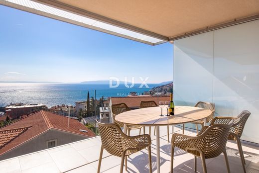 Piso / Apartamento en Opatija, Grad Opatija