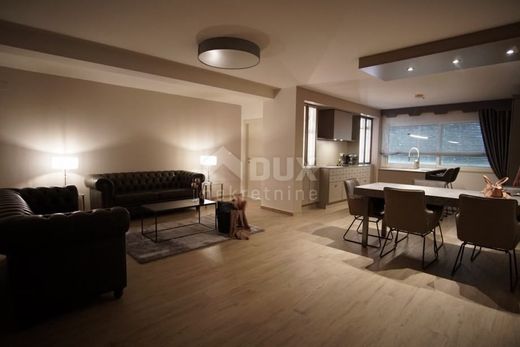 Apartment / Etagenwohnung in Rovinj, Grad Rovinj