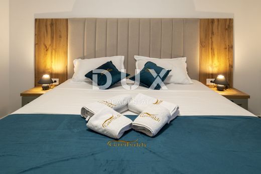 Hotel in Umag, Grad Umag