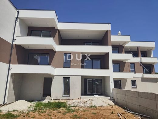 Apartment in Pula, Grad Pula