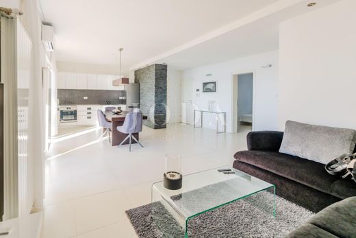 Casa di lusso a Cirquenizza, Grad Crikvenica