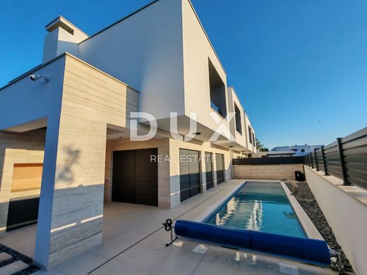 Πολυτελή κατοικία σε Nin, Zadar