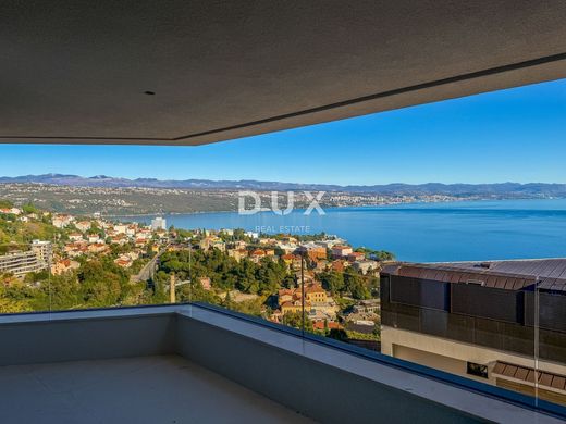 Apartment in Opatija, Grad Opatija