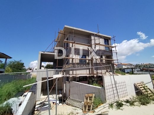 Luxe woning in Fažana, Fažana-Fasana