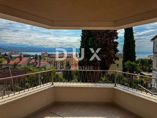 Piso / Apartamento en Opatija, Grad Opatija