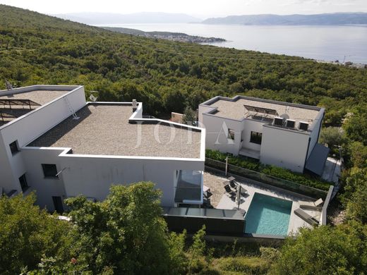 Casa di lusso a Cirquenizza, Grad Crikvenica