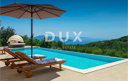 Casa di lusso a Mošćenička Draga, Primorsko-Goranska