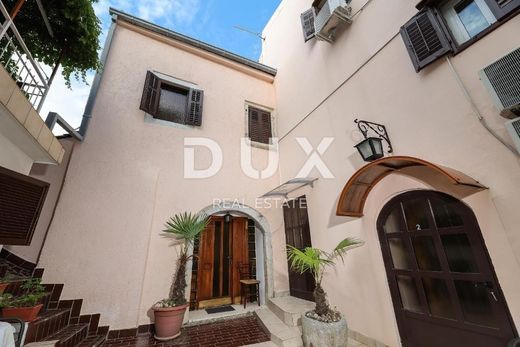 Luxe woning in Krk, Grad Krk