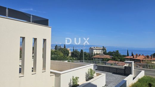 Piso / Apartamento en Lovran, Primorje - Gorski Kotar