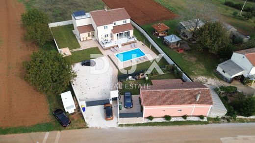 Luxe woning in Barban, Istria