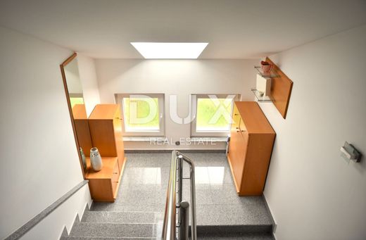 ‏דירה ב  Rijeka, Primorsko-Goranska