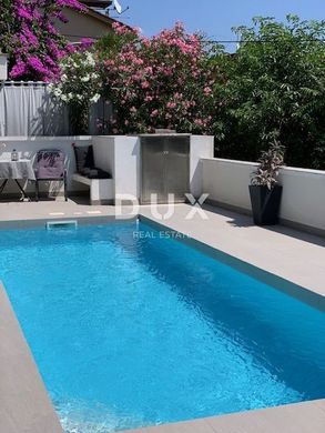 호화 저택 / Opatija, Grad Opatija