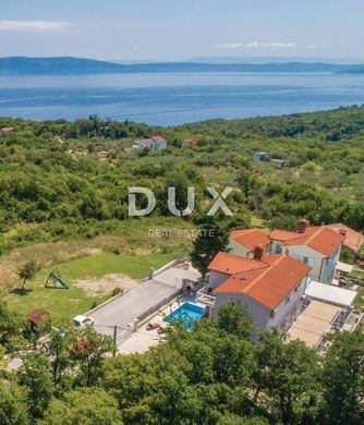 Casa di lusso a Albona, Grad Labin