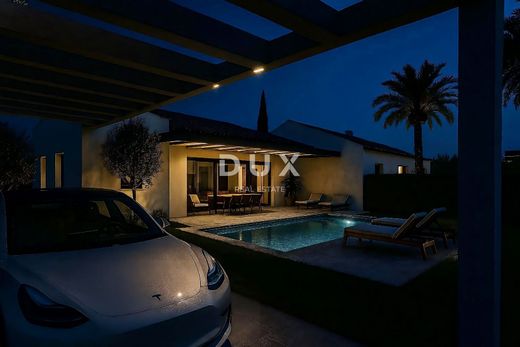 Casa de lujo en Sveti Lovreč, Istria