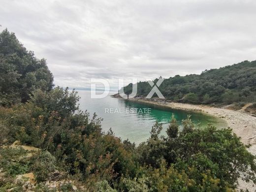 Terreno en Marčana, Istria